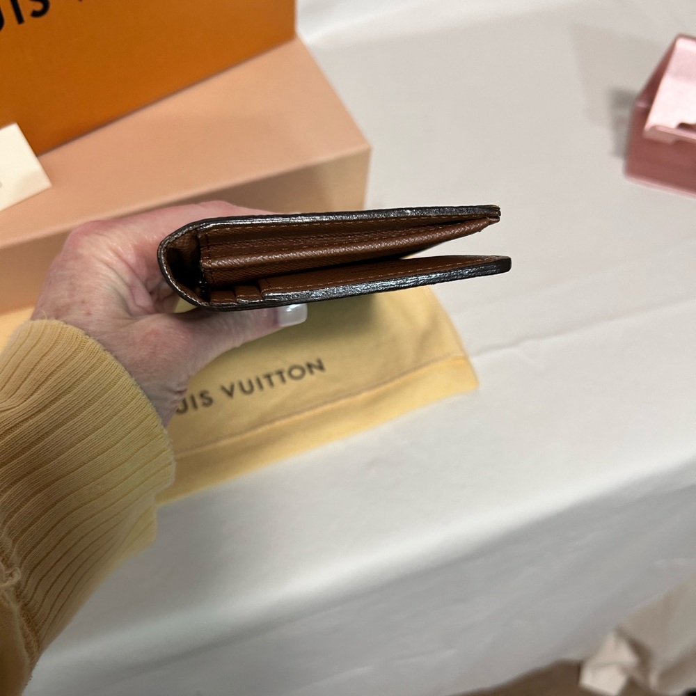 Authentic Louis Vuitton Braza Monogram Wallet - image 4